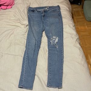 Levi’s 711 skinny jeans